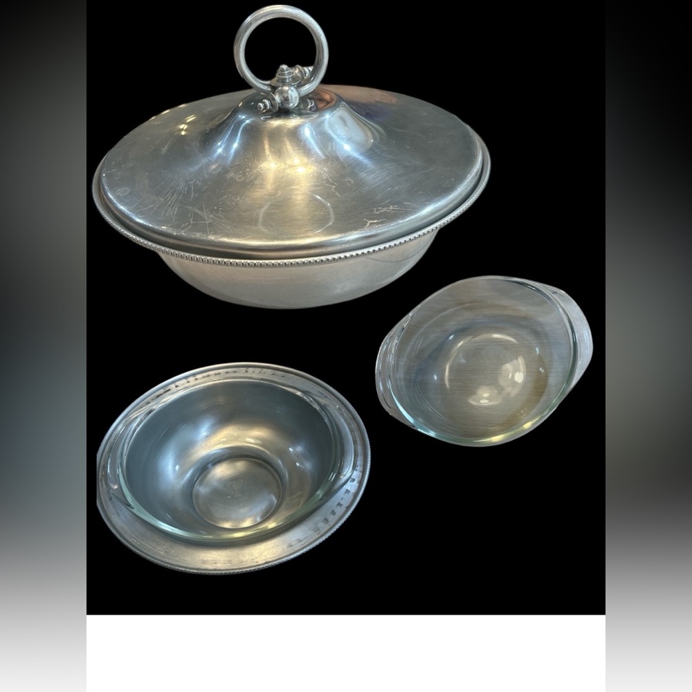 Buenilum double wall aluminum dish with Pyrex